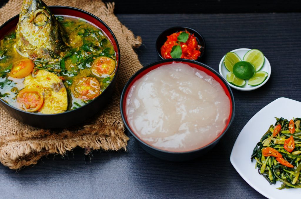 Tradisi Makan Papeda Di Papua Dan Maluku Kenikmatan Kenyal Dan Kekayaan Budaya Nusantara